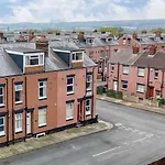 Apartmán 2br Family House Sleeps 8 Pets Welcome Leeds (West Yorkshire)