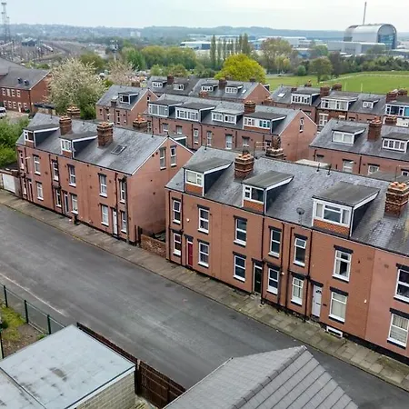 Διαμέρισμα Modern 2Br Work-Friendly Stay Sleeps 8 Parking Included